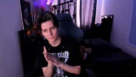 Foxicfu online show from January 17, 2026, 8:08 am