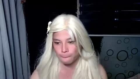 KITTY online show from November 11, 2025, 7:30 am