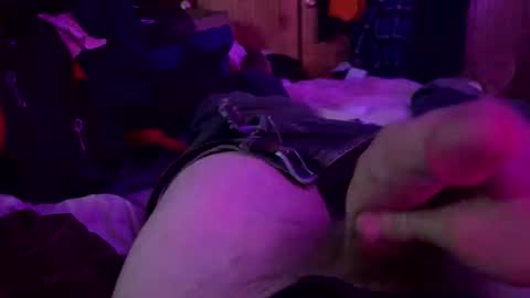 foxrun2 online show from March 3, 2026, 2:18 am