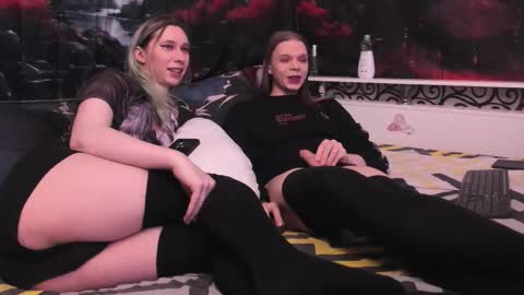 Foxy online show from February 1, 2026, 4:33 am