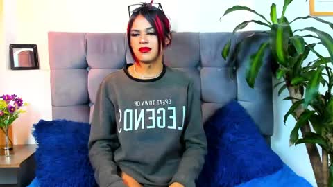 Snapshot of foxxy_angel chatting on May 20, 2026, 7:20 pm Santi online show from May 20, 2026, 7:20 pm