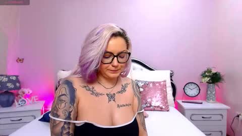 Clarise online show from February 12, 2026, 8:04 pm