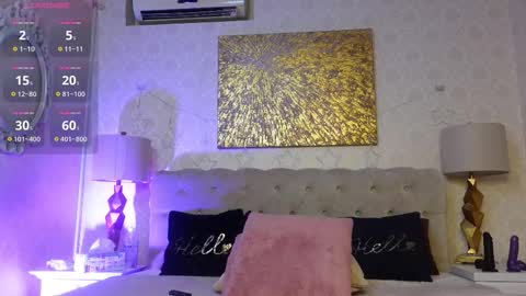 Amber online show from September 17, 2025, 4:14 am