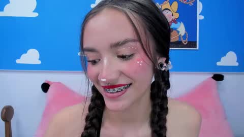 foxy_angie online show from September 11, 2025, 6:41 pm