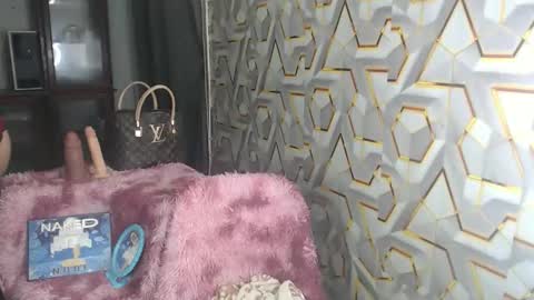 foxy_shantal online show from September 22, 2025, 11:51 pm