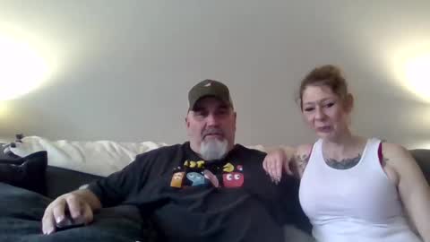 Snapshot of foxyfang chatting on January 10, 2025, 7:11 pm foxyfang online show from January 10, 2025, 7:11 pm