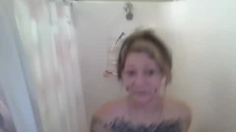 Snapshot of foxyfang chatting on September 26, 2025, 1:48 pm foxyfang online show from September 26, 2025, 1:48 pm