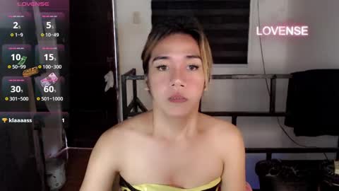 Snapshot of foxyinnocentstar chatting on December 3, 2024, 11:24 pm jenny online show from December 3, 2024, 11:24 pm