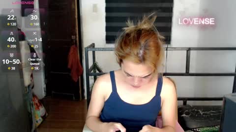 Snapshot of foxyinnocentstar chatting on January 20, 2025, 10:18 am jenny online show from January 20, 2025, 10:18 am