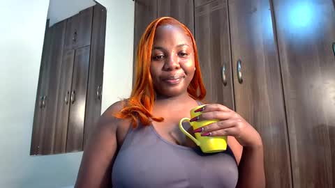 Kayla online show from December 11, 2024, 4:18 am