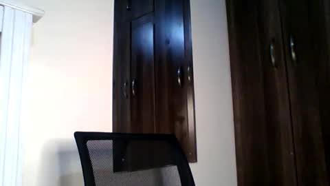 Kayla online show from September 29, 2025, 3:33 am