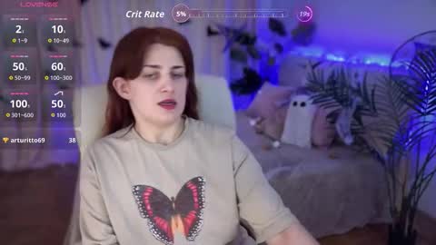 Snapshot of foxyrayy chatting on October 21, 2025, 2:29 pm F O X online show from October 21, 2025, 2:29 pm