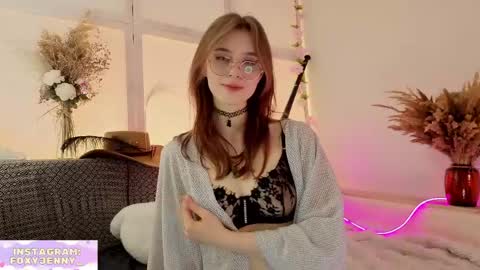 Snapshot of foxysecret_ chatting on April 17, 2026, 8:23 pm foxysecret_ online show from April 17, 2026, 8:23 pm