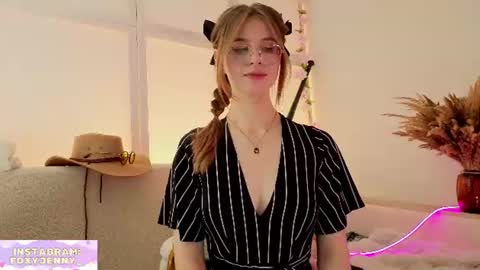 Snapshot of foxysecret_ chatting on July 19, 2026, 7:17 pm foxysecret_ online show from July 19, 2026, 7:17 pm