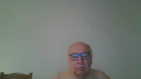 Snapshot of fra94 chatting on June 3, 2026, 3:20 am fra94 online show from June 3, 2026, 3:20 am