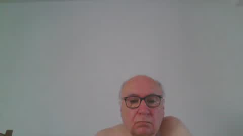 Snapshot of fra94 chatting on June 3, 2026, 2:55 pm fra94 online show from June 3, 2026, 2:55 pm