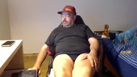 Fraboys online show from April 6, 2026, 5:08 am