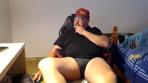 Fraboys online show from April 12, 2026, 2:11 pm