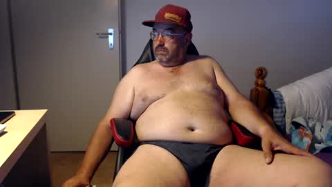 Snapshot of fraboys chatting on June 28, 2026, 6:41 am Fraboys online show from June 28, 2026, 6:41 am