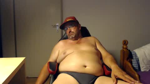 Snapshot of fraboys chatting on July 13, 2026, 9:17 pm Fraboys online show from July 13, 2026, 9:17 pm