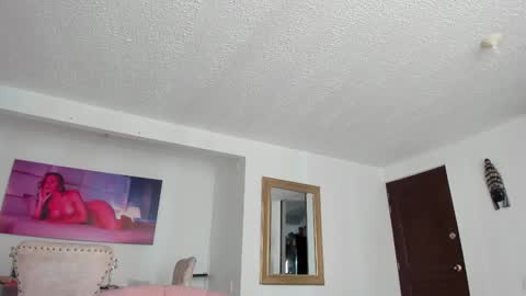 IM FRAIDER online show from February 1, 2025, 3:28 pm