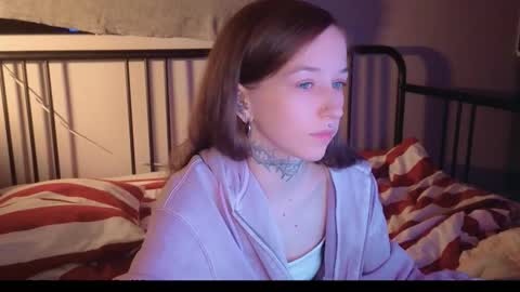 fran_bow online show from March 23, 2026, 6:34 pm