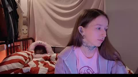 fran_bow online show from April 29, 2026, 3:27 pm