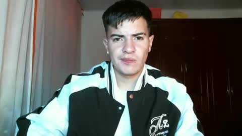 franccesco_699 online show from December 1, 2024, 7:36 pm
