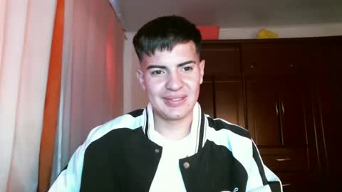 franccesco_699 online show from December 12, 2024, 5:48 pm