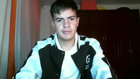 franccesco_699 online show from December 18, 2024, 7:08 pm