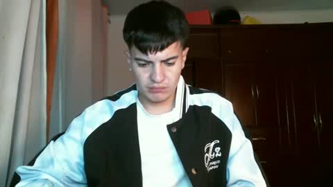 franccesco_699 online show from December 24, 2024, 12:22 am