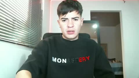 franccesco_699 online show from December 25, 2024, 6:09 pm