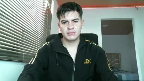 franccesco_699 online show from December 27, 2024, 6:10 pm