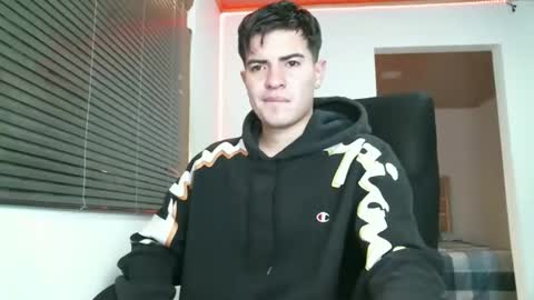 franccesco_699 online show from December 30, 2024, 4:40 pm