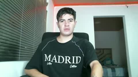 franccesco_699 online show from January 6, 2025, 4:55 pm