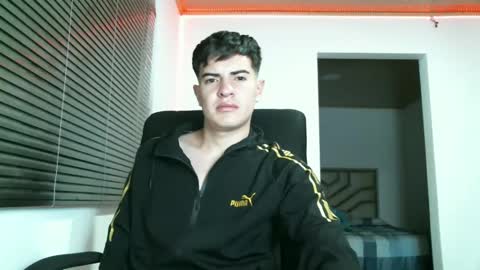 franccesco_699 online show from January 9, 2025, 11:45 pm