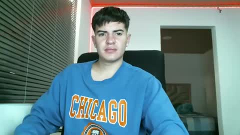 franccesco_699 online show from January 10, 2025, 3:48 pm