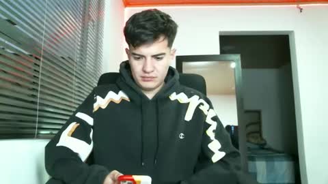franccesco_699 online show from January 12, 2025, 11:04 pm
