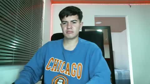 franccesco_699 online show from January 17, 2025, 4:36 pm