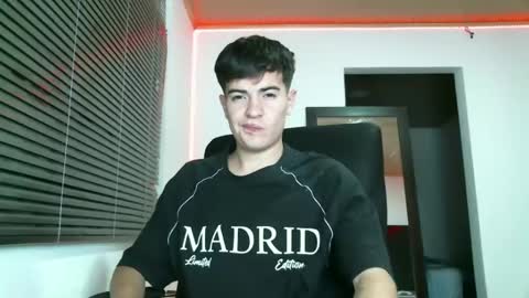 franccesco_699 online show from January 18, 2025, 3:31 am