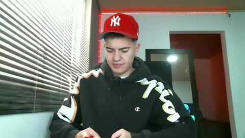 franccesco_699 online show from January 19, 2025, 4:57 pm