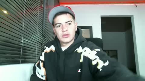 franccesco_699 online show from January 20, 2025, 12:04 am