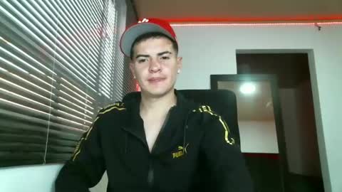 franccesco_699 online show from January 21, 2025, 10:30 pm