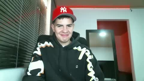 franccesco_699 online show from January 23, 2025, 4:37 pm