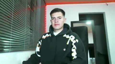 franccesco_699 online show from January 27, 2025, 1:26 am