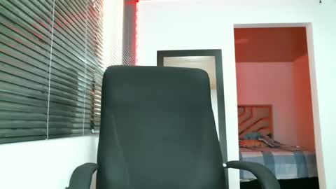 franccesco_699 online show from February 18, 2025, 7:09 pm