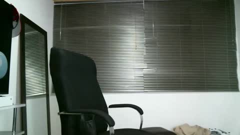 franccesco_699 online show from February 28, 2025, 2:31 am