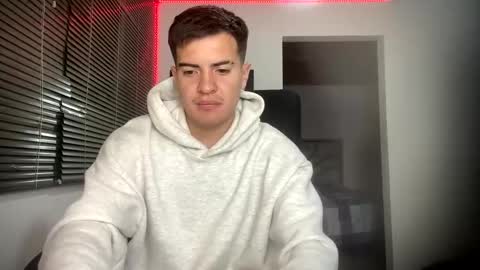 franccesco_699 online show from March 4, 2025, 1:23 am