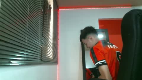 franccesco_699 online show from March 7, 2025, 4:44 pm