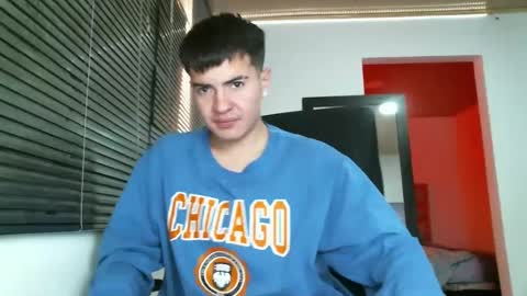 franccesco_699 online show from March 12, 2025, 4:56 pm